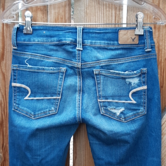 American eagle artist crop distressed jeans sz 4 - Picture 3 of 7